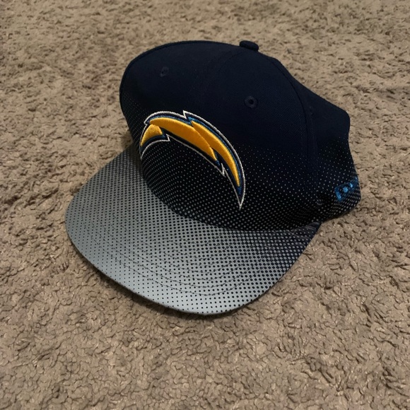 Las Angels Chargers Visor and Snapback Hat - Picture 2 of 7